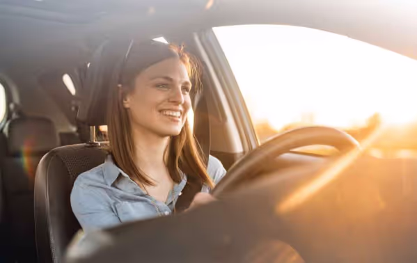 Vrouw in auto