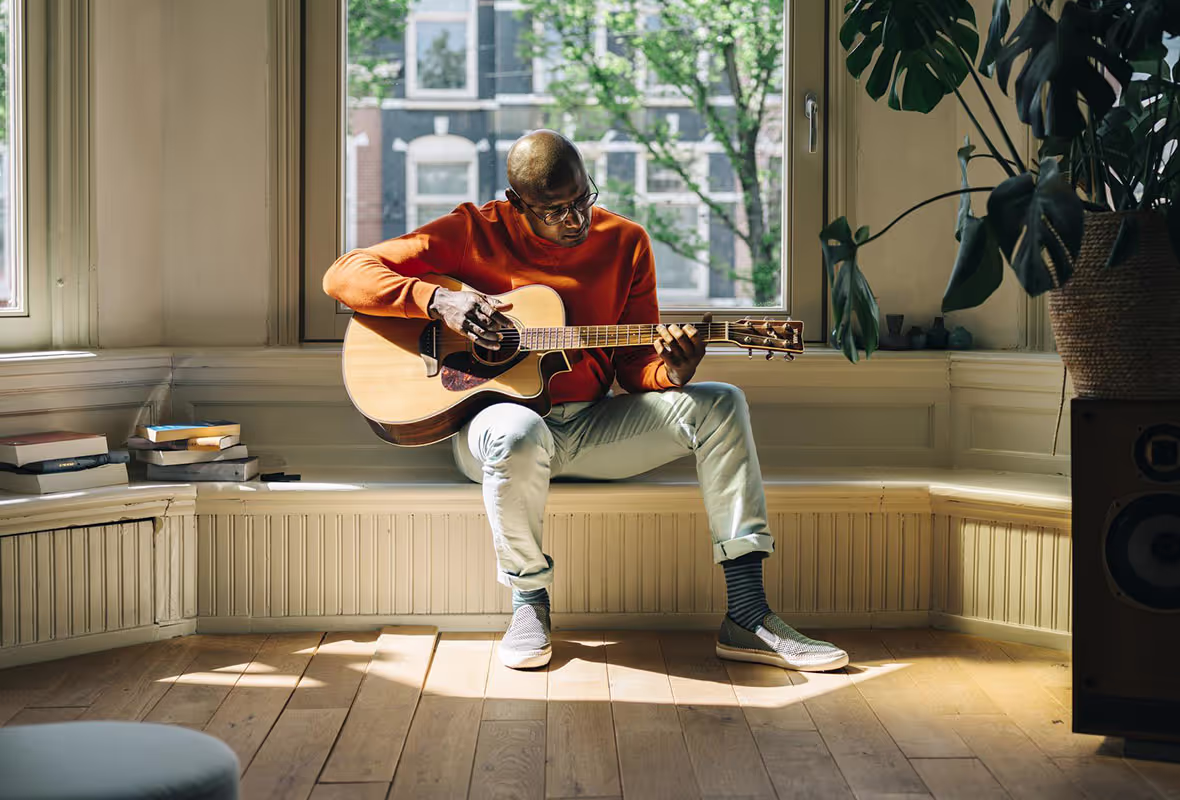 Man playing guitar