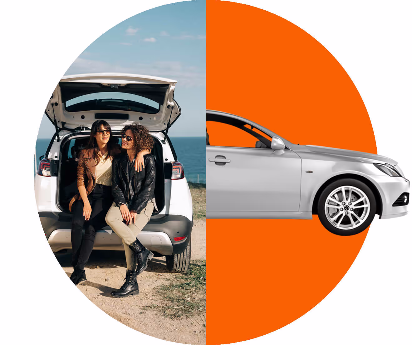Vrouw zit bij auto aan zee oranje 
